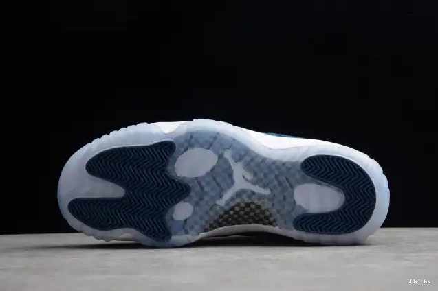 Reps TB 11 CD6846-102 Jordan Air Low Snakeskin Blue Navy 0519
